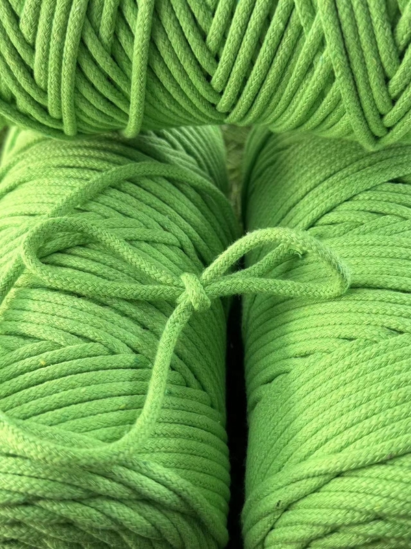 Custom kleur katoen hol touw en 30 jaar ervaring voor kledingstuk decoratie
